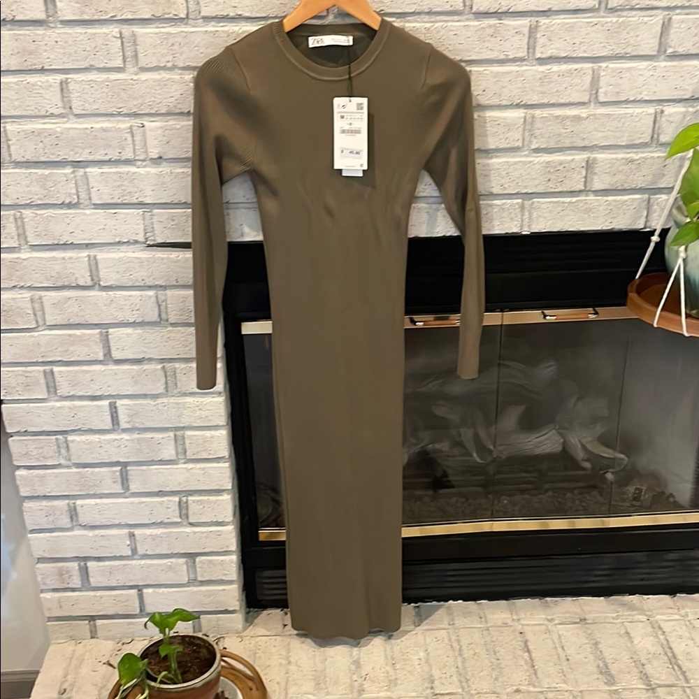 Elegant Olive Green Long Sleeve Dress